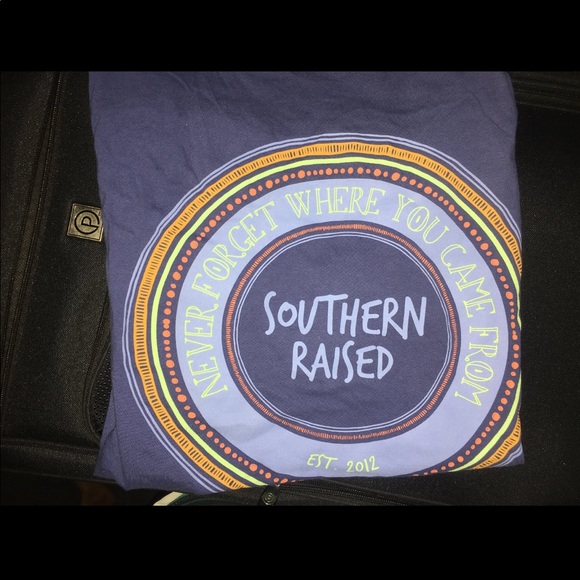 💐Southern Raised T-shirt - Picture 1 of 2